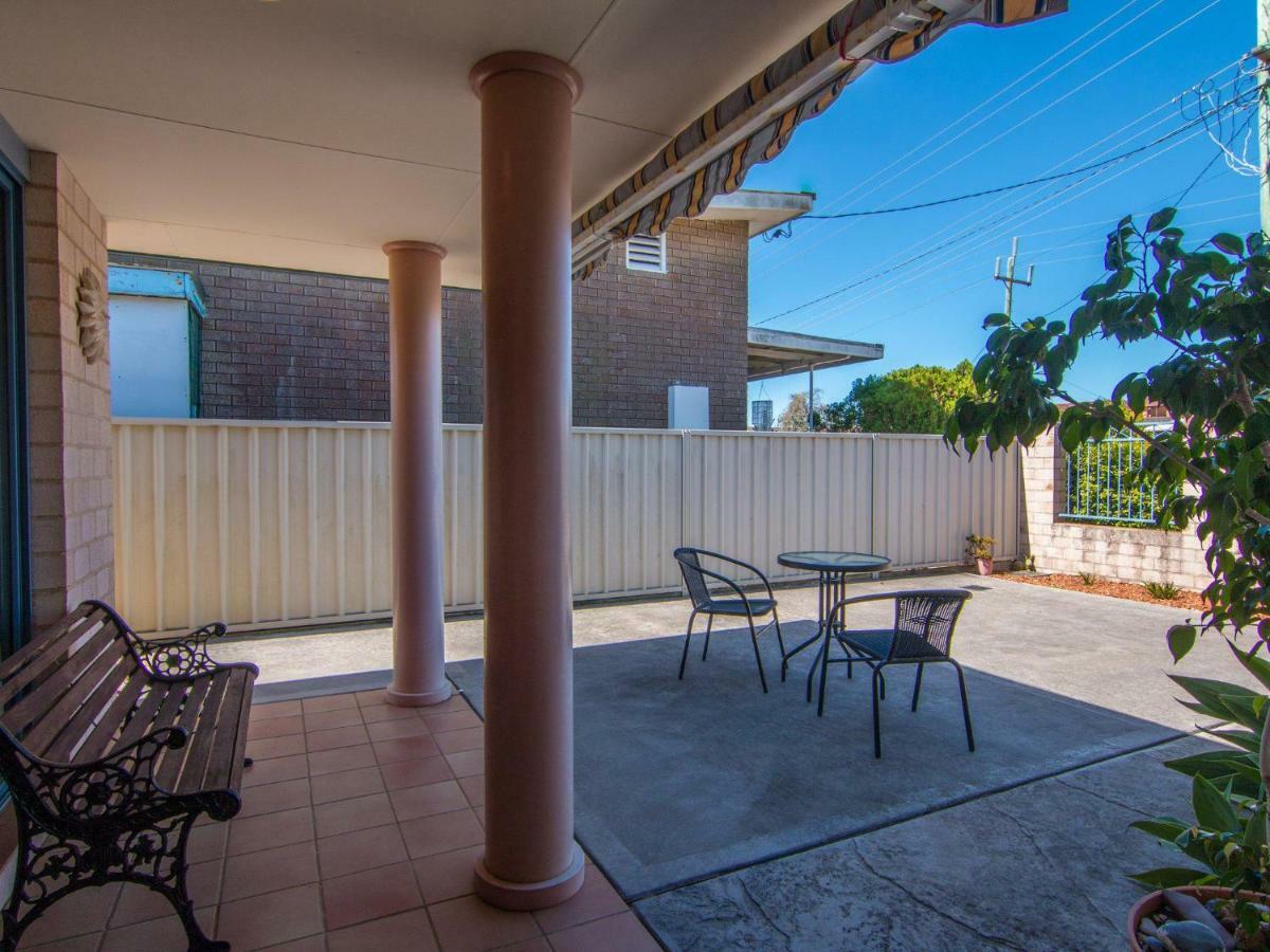 1 54 Parkes Street Apartment Tuncurry Exterior photo